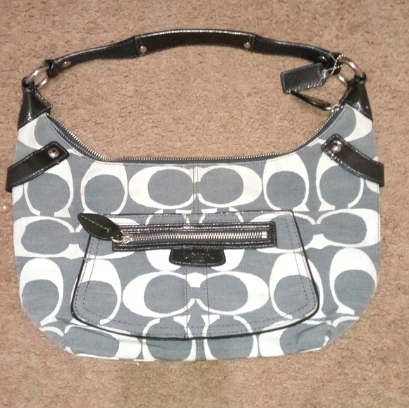 Purses - Picture 9 of 9